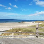 Homarus Bed By The Sea